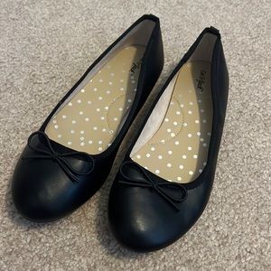 Cat & Jack Kids Black Ballet Flats Youth Size 3Y